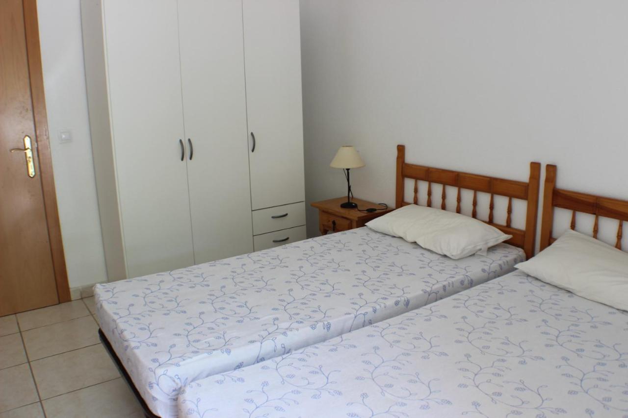 Port Estrella 24 Villa โรเซส ภายนอก รูปภาพ
