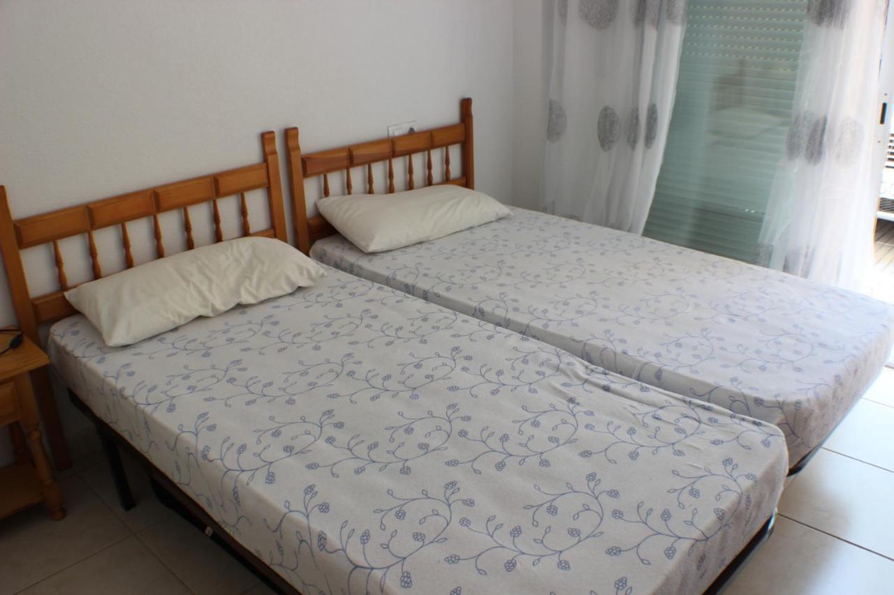 Port Estrella 24 Villa โรเซส ภายนอก รูปภาพ
